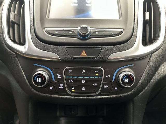 Used 2018 SILVER ICE METALLIC Chevrolet LT image 18