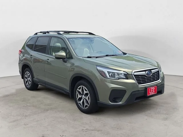 Used 2019 Green Subaru Premium image 7
