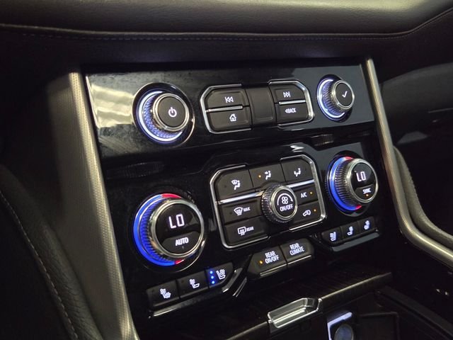 Used 2021 Blue GMC Denali image 21