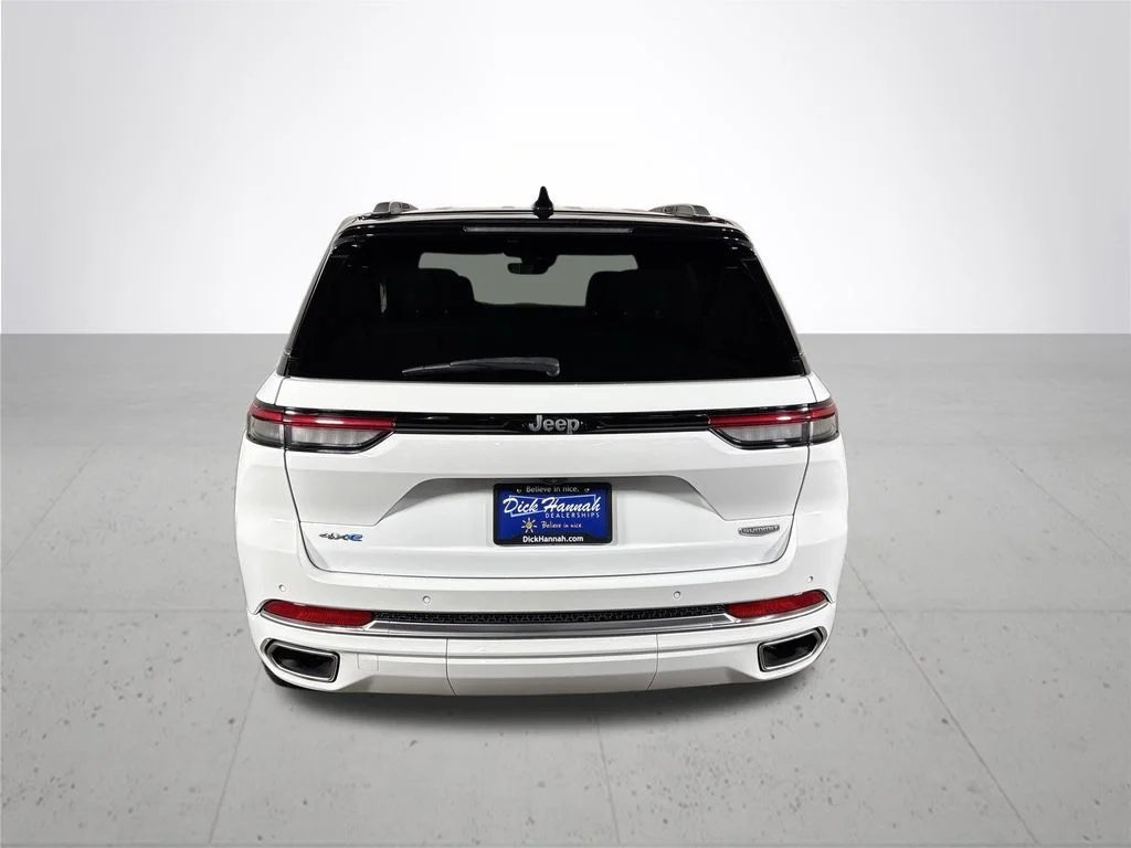 Used 2022 White Jeep Summit Reserve 4xe image 7