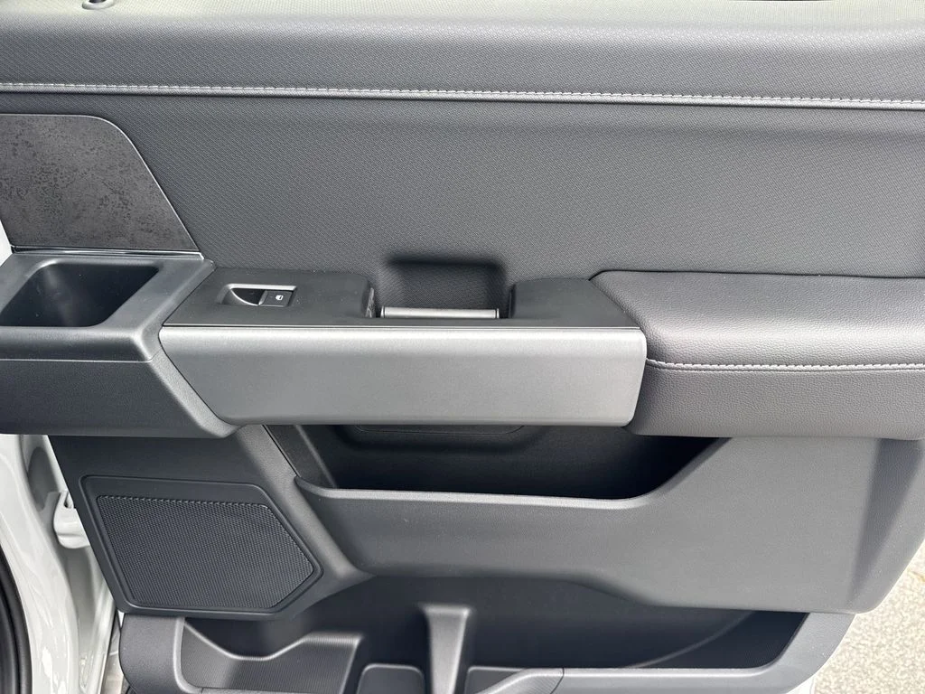 New 2026 White Ford XLT image 16