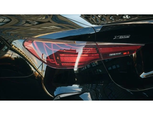 Used 2026 Black Sapphire Metallic BMW M440i xDrive image 8