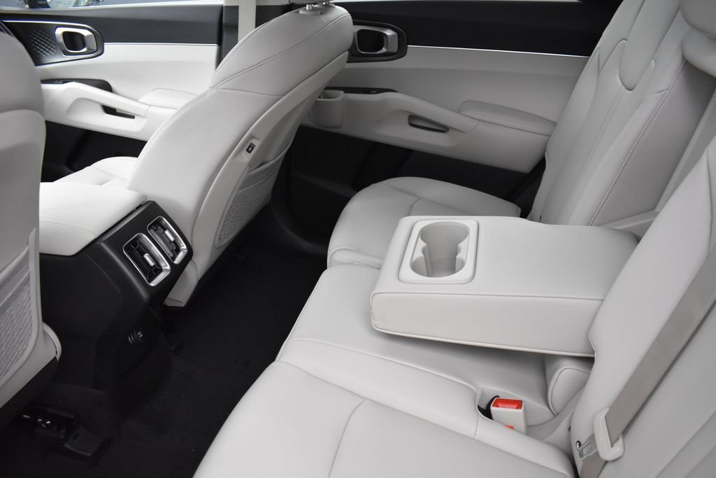 New 2026 Cityscape Green Kia EX image 18