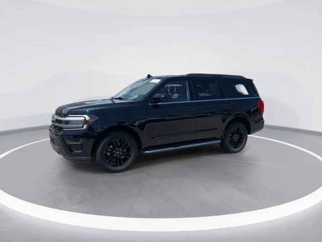 Used 2023 Black Ford XLT image 3