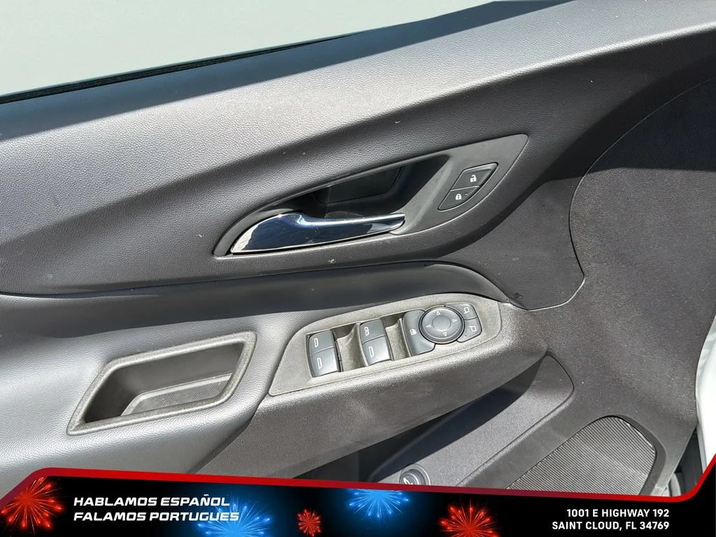 Used 2024 Summit White Chevrolet LT image 11