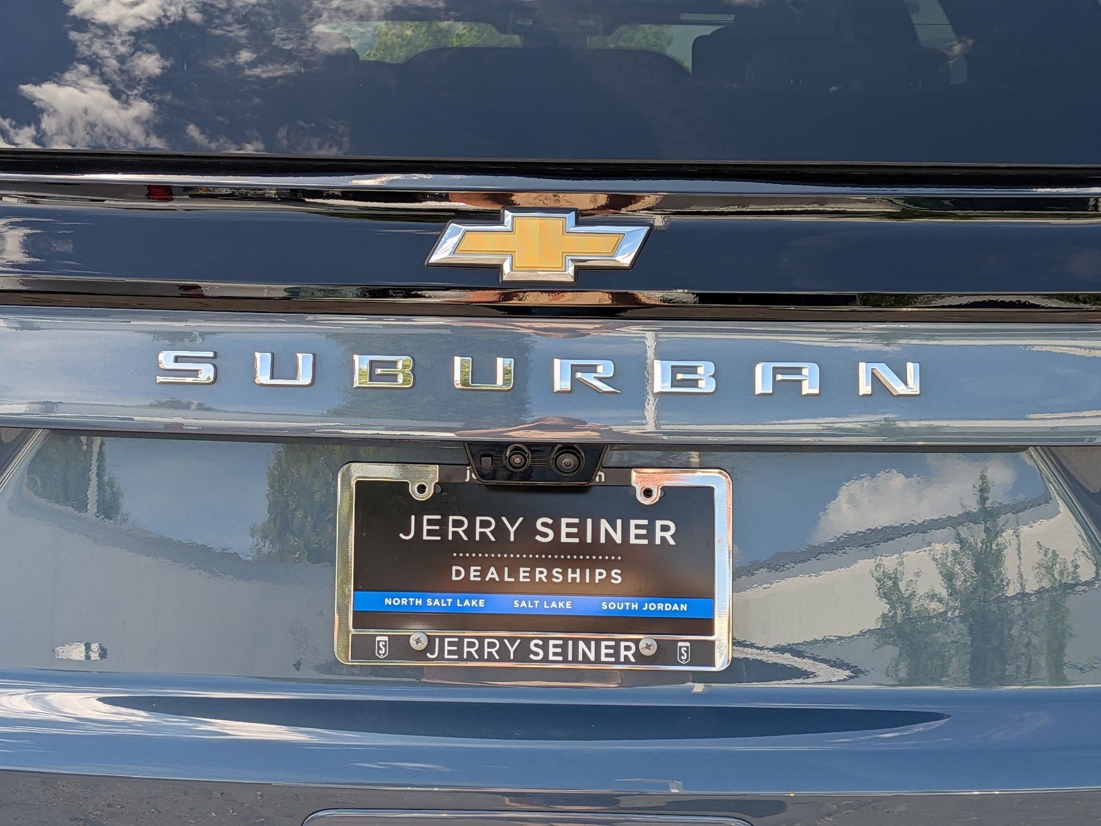 2025 Chevrolet Suburban Premier - Photo 13