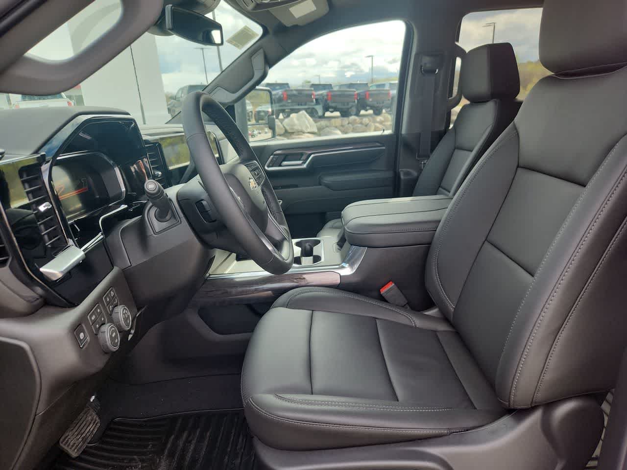 2026 Chevrolet Silverado 2500 HD LTZ - Photo 12