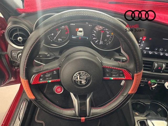 Used 2020 Red Alfa Romeo Quadrifoglio image 21