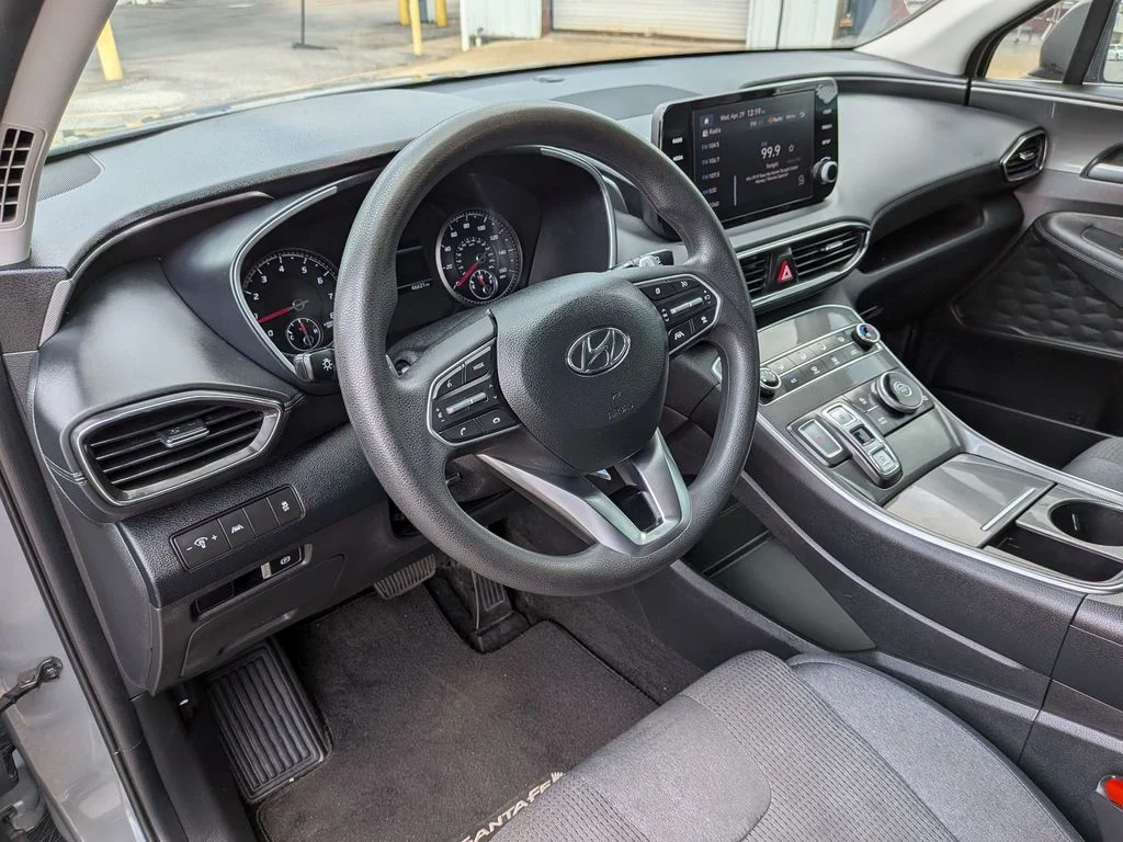 Used 2023 Gray Hyundai SE image 32
