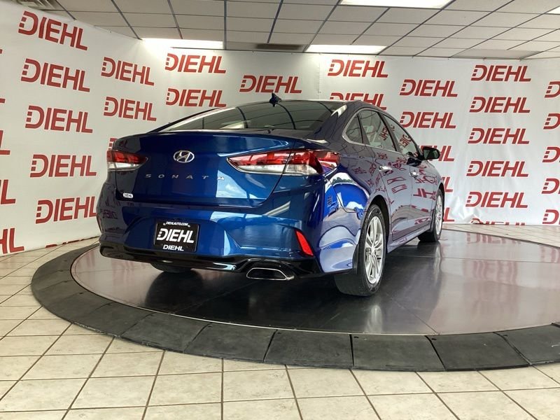 Used 2018 Blue Hyundai SEL+ image 7