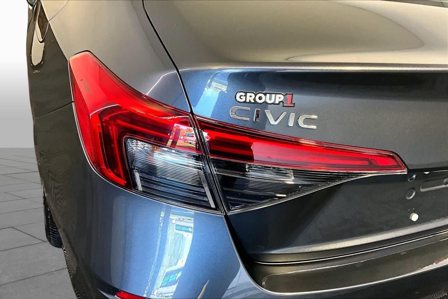 Used 2024 Meteorite Gray Metallic Honda EX image 28