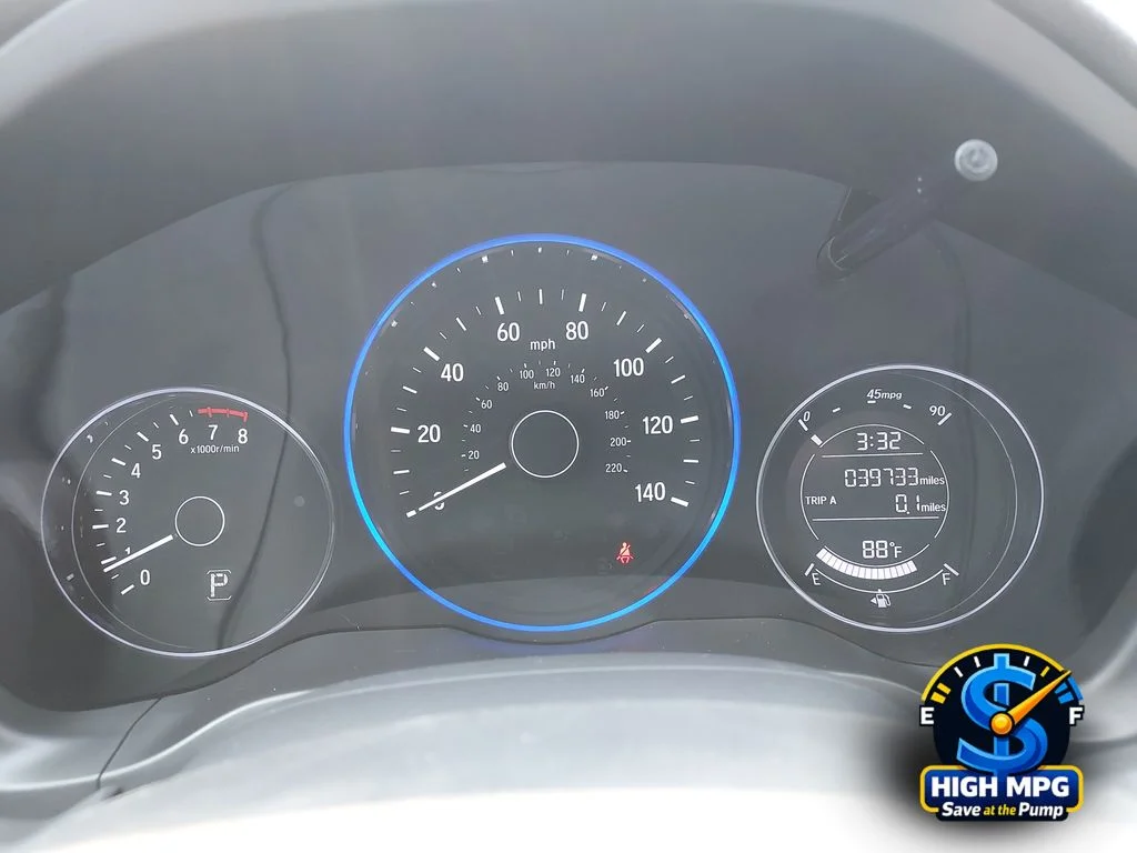 Used 2021 Silver Honda LX image 27