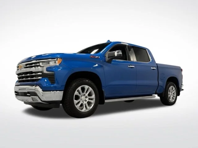 Used 2022 Blue Chevrolet LTZ image 5
