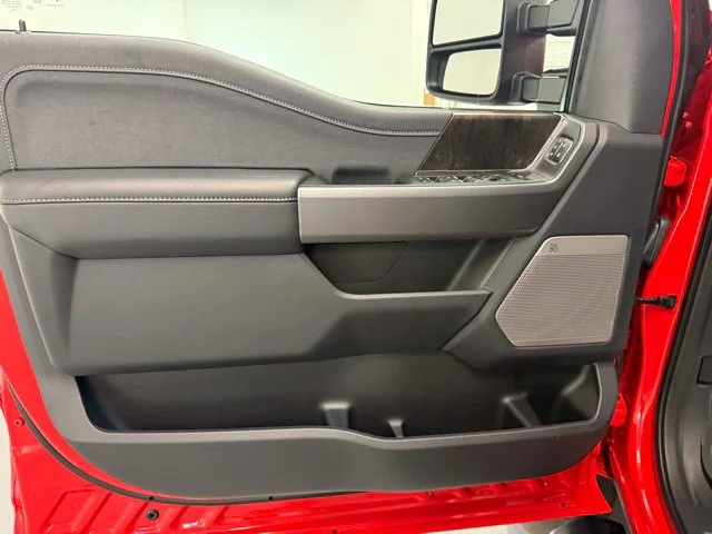 New 2026 Race Red Ford F-450® LARIAT® image 30