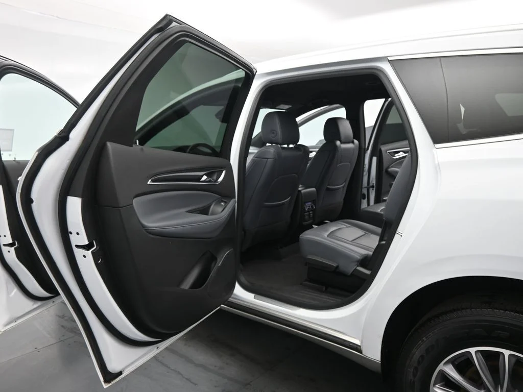 Used 2024 White Buick Premium Group image 19