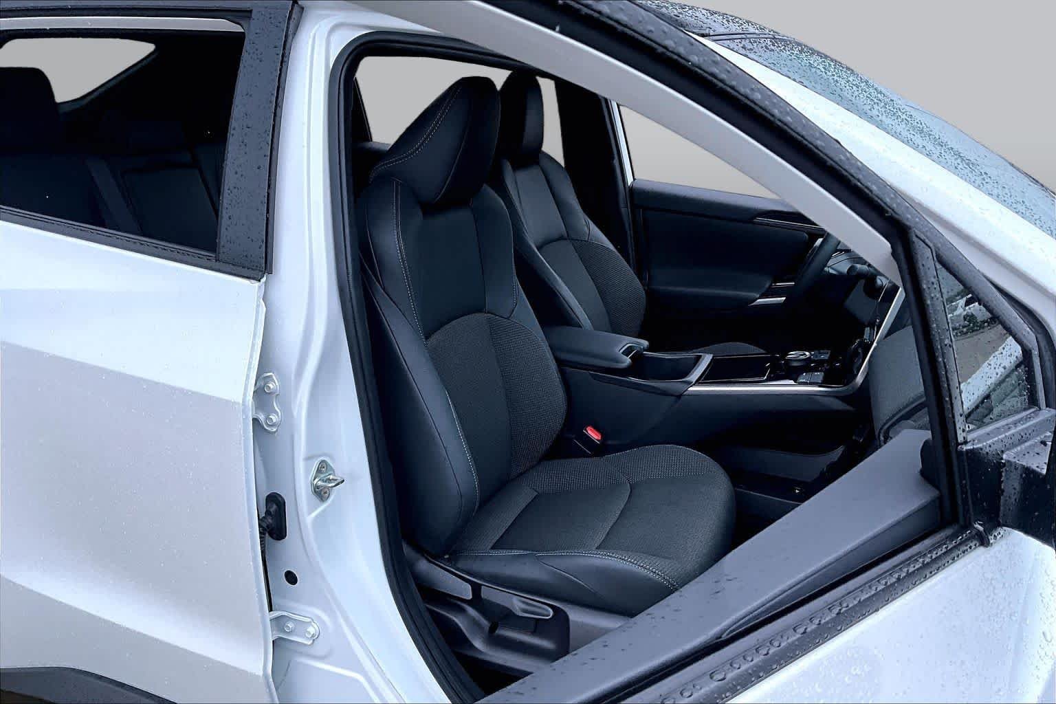 Used 2024 Wind Chill Pearl Toyota XLE image 8