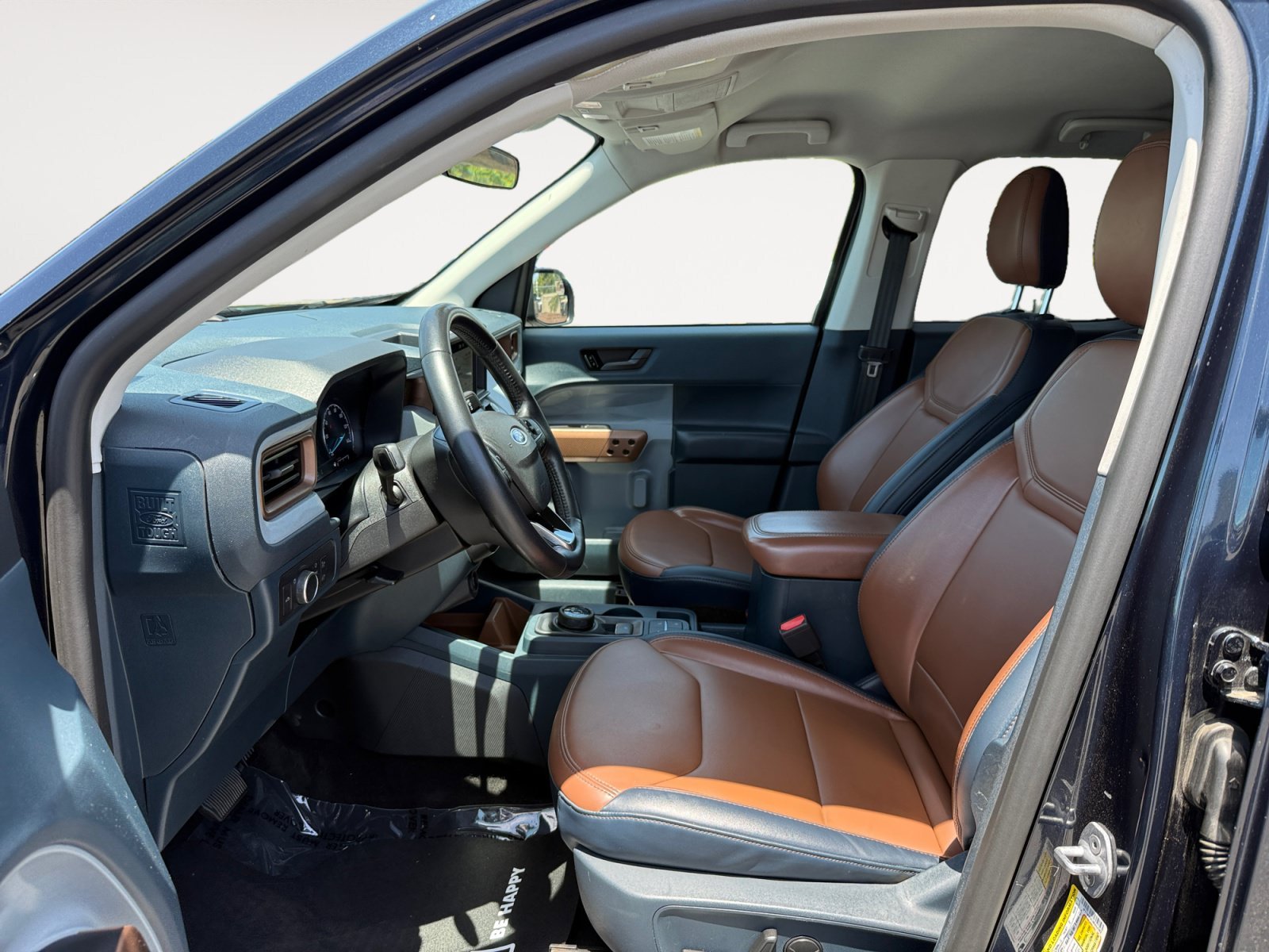 Used 2022 Blue Ford Lariat image 10