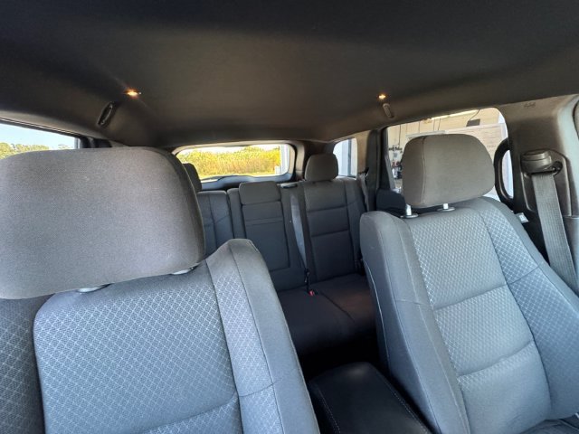 Used 2018 Red Jeep Laredo E image 32