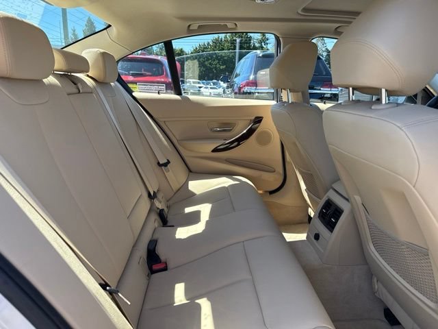 Used 2014 Alpine White BMW 328i xDrive image 10