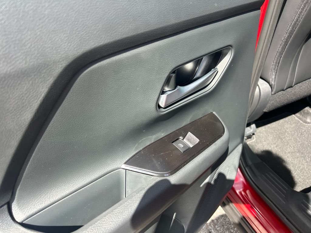 New 2026 Nissan Kicks SR 4D Sport Utility