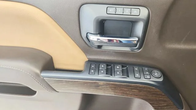 Used 2017 Deep Garnet Metallic GMC Denali image 18