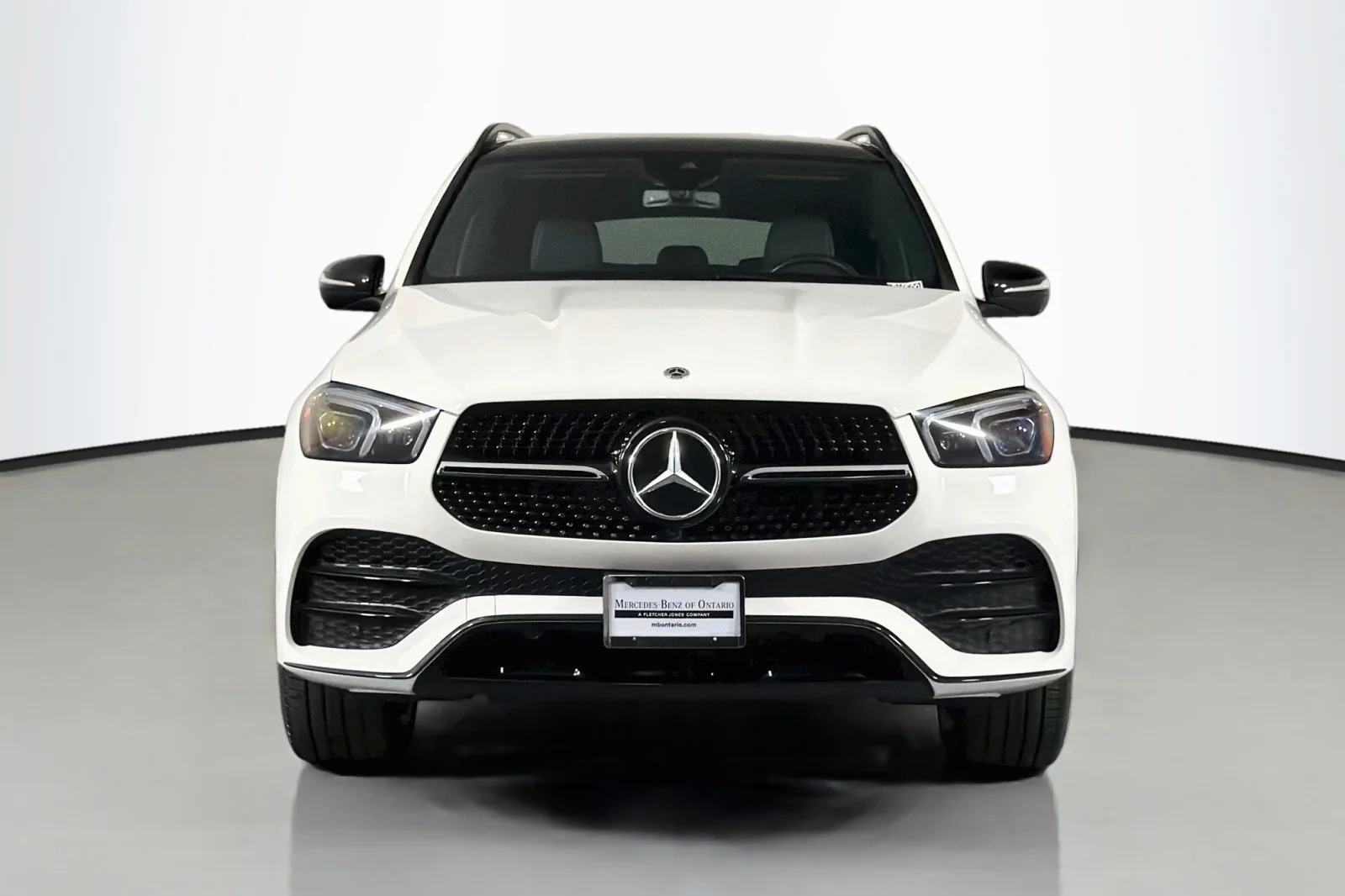 Certified Used 2023 Polar White Mercedes-Benz 450 image 2