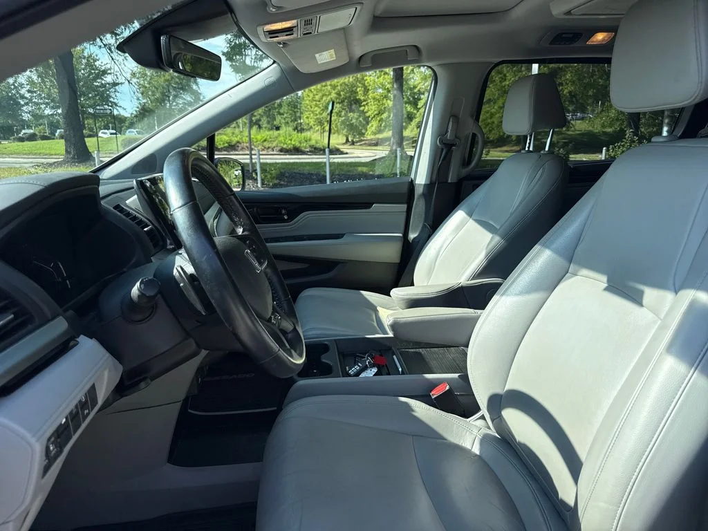 2021 Honda Odyssey Touring - Photo 12