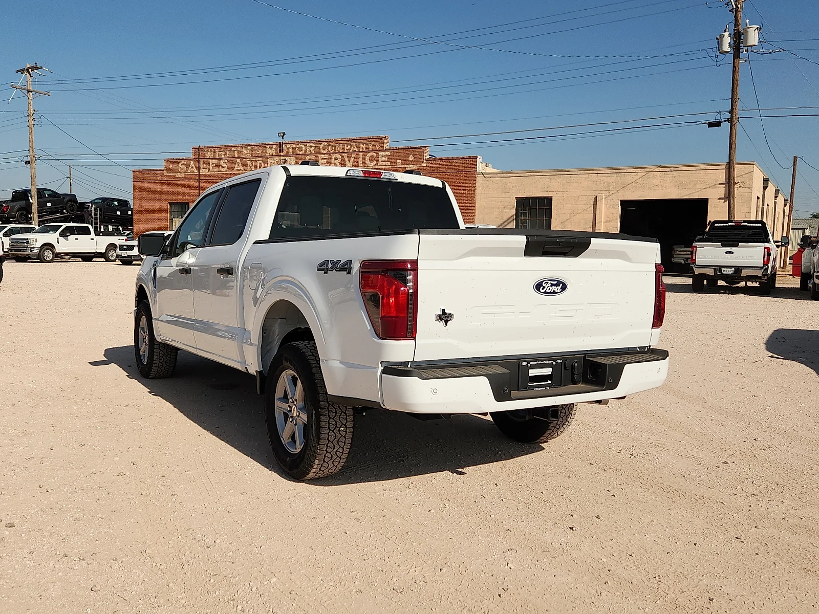 New 2026 Oxford White Ford XLT image 5
