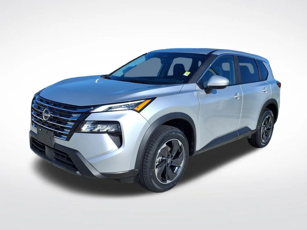 Used 2025 Silver Nissan SV image 3