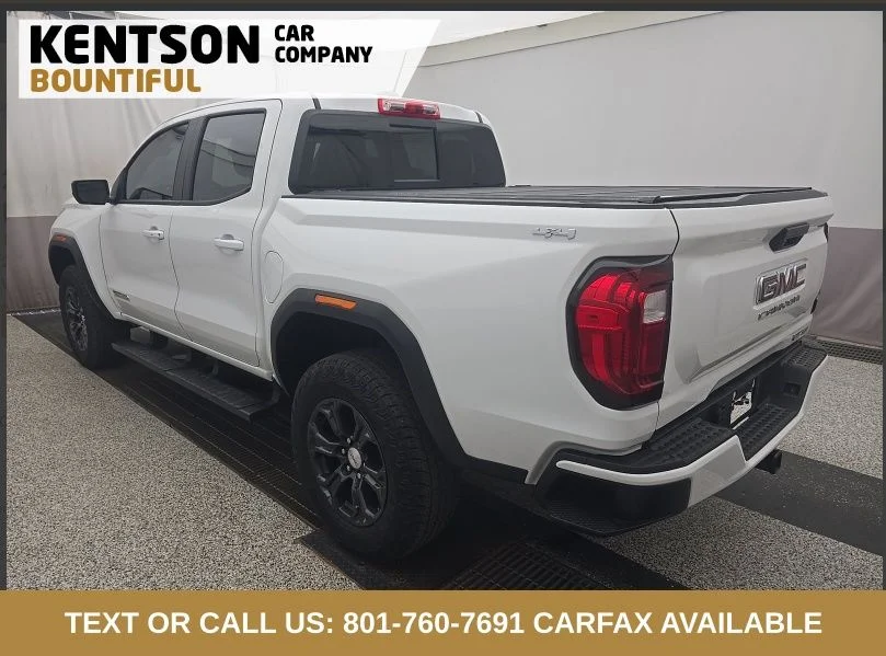 Used 2024 White GMC Elevation image 3