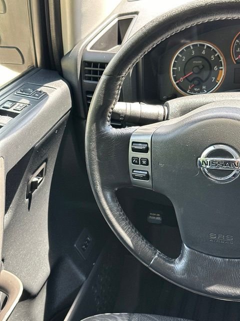 2011 Nissan Titan SL - Photo 32