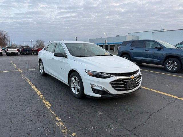 2022 Chevrolet Malibu LS