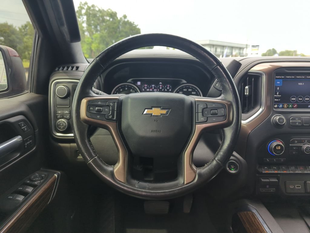 Used 2019 Red Chevrolet High Country image 17