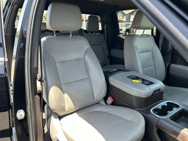 Used 2020 Gray GMC SLT image 23