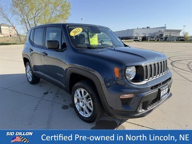 Used 2023 Slate Blue Pearlcoat Jeep Latitude image 6