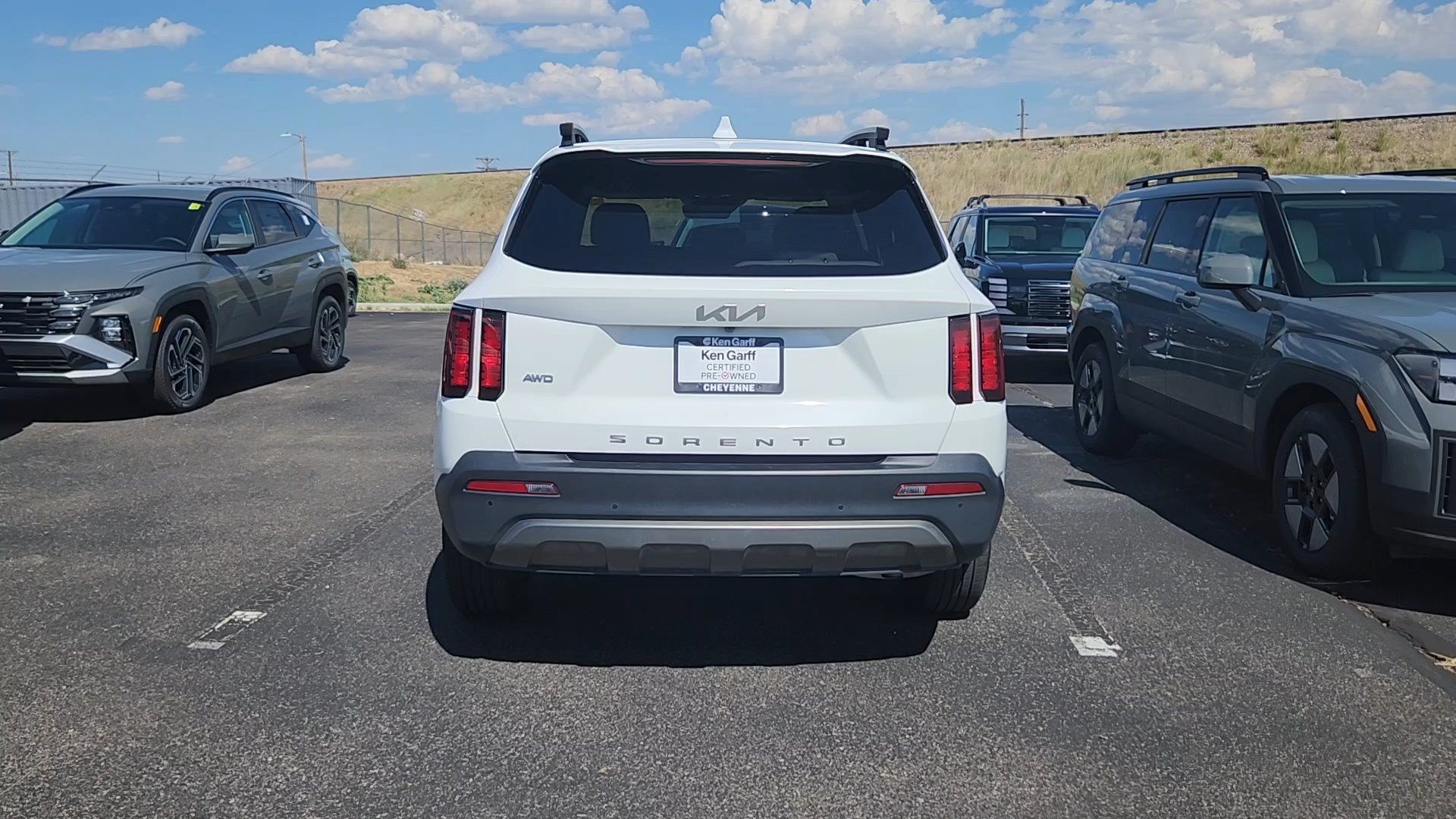 2022 Kia Sorento X-Line S - Photo 21