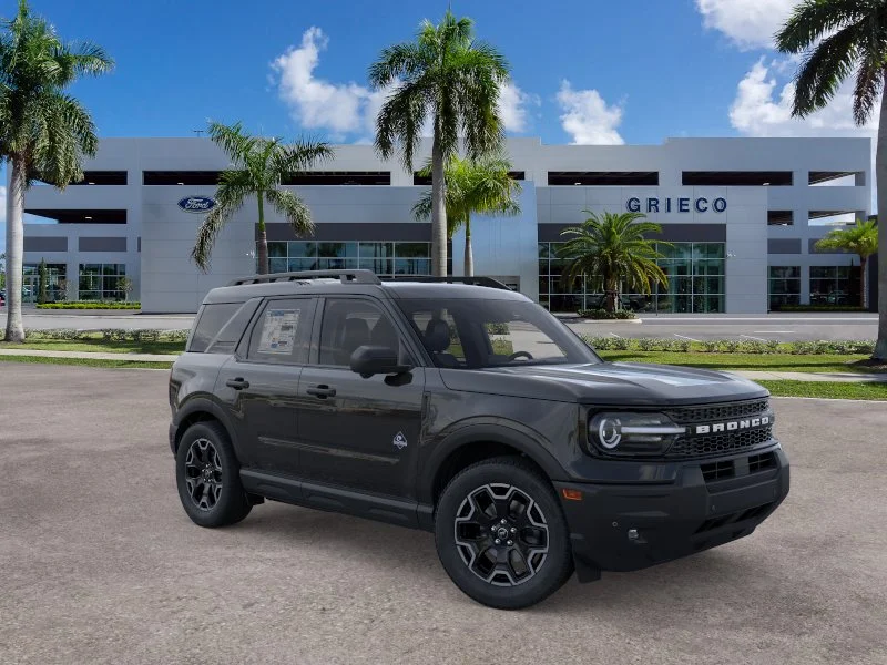New 2026 Shadow Black Ford Outer Banks® image 22