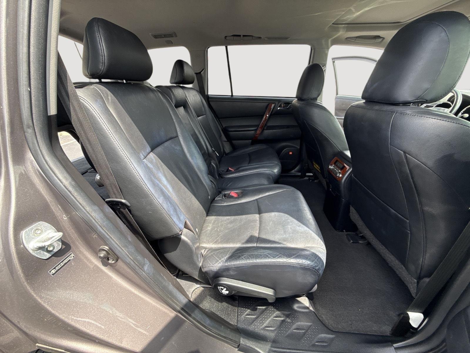 Used 2011 Predawn Gray Mica Toyota Limited image 5