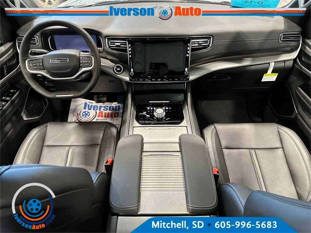 New 2026 Steel Blue Exterior Paint Jeep Limited Altitude image 27