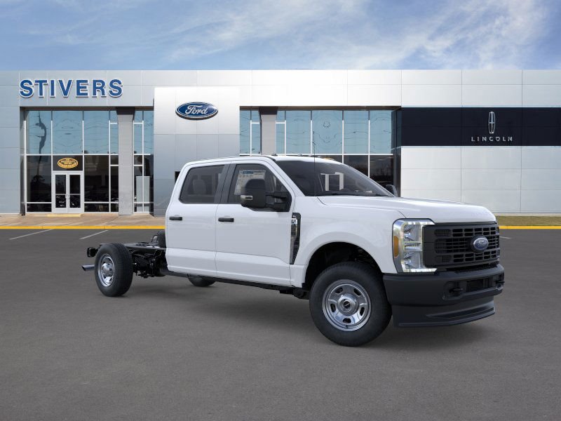 2026 Ford F-350 Super Duty Chassis Cab