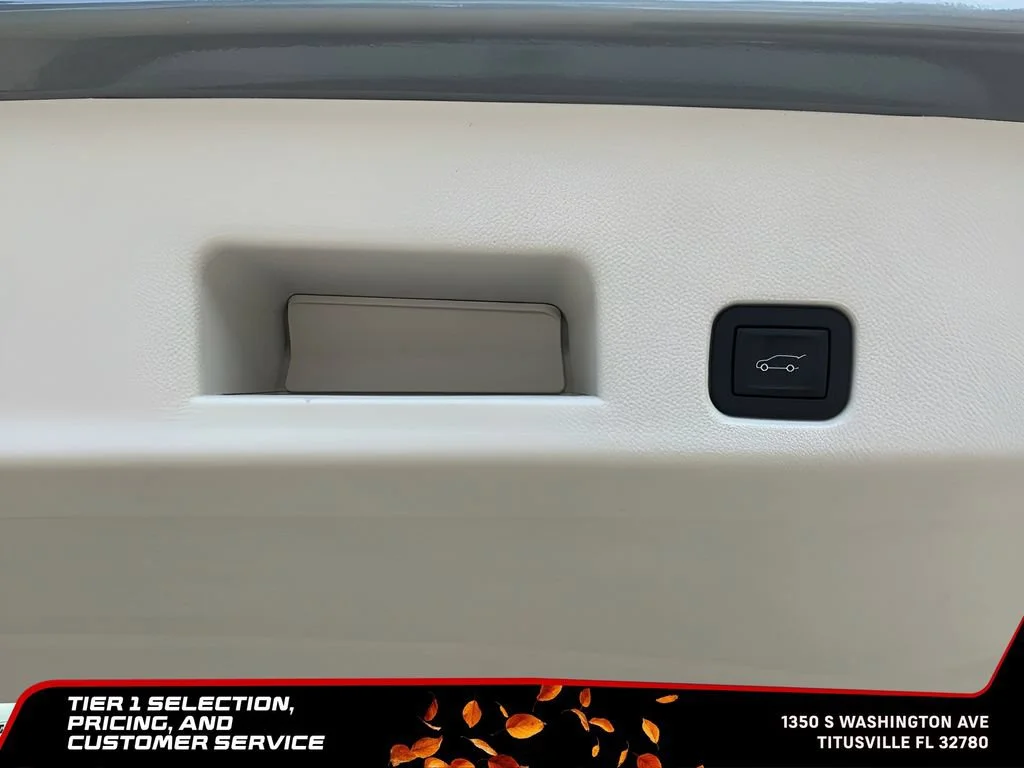 2026 GMC Acadia Denali - Photo 24