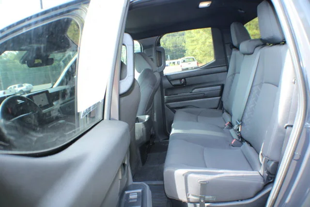 Used 2025 Underground Toyota SR5 image 13