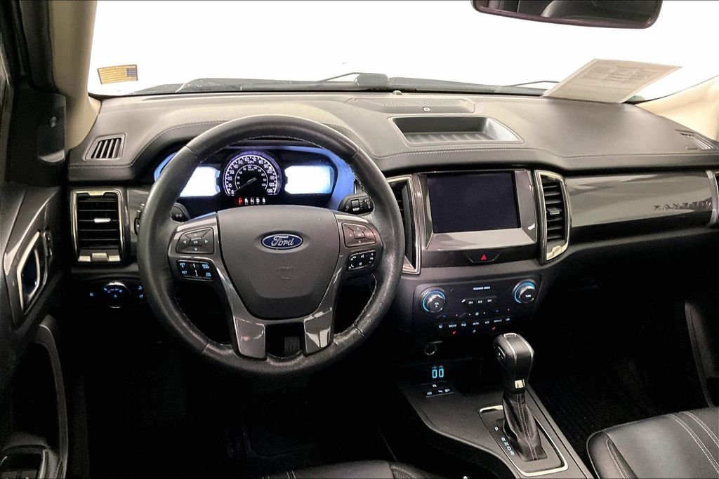Used 2019 White Ford Lariat image 3