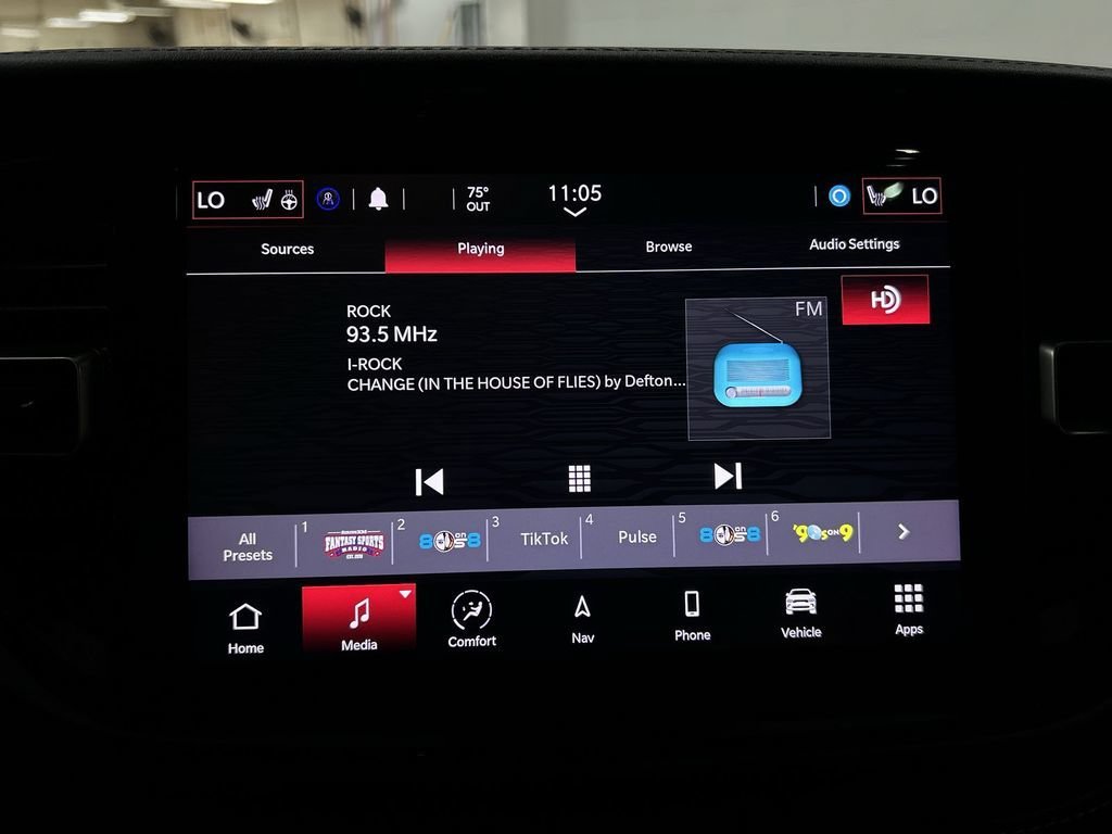 Used 2022 Gray Dodge Citadel image 12
