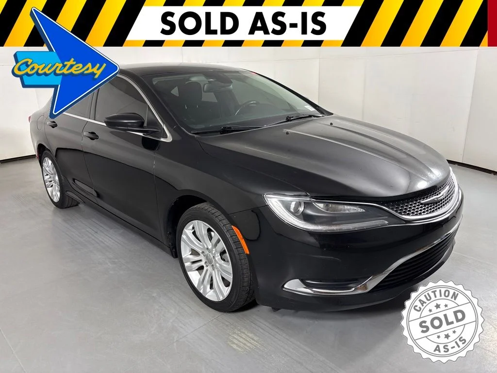 Used 2015 Black Clearcoat Chrysler Limited image 2