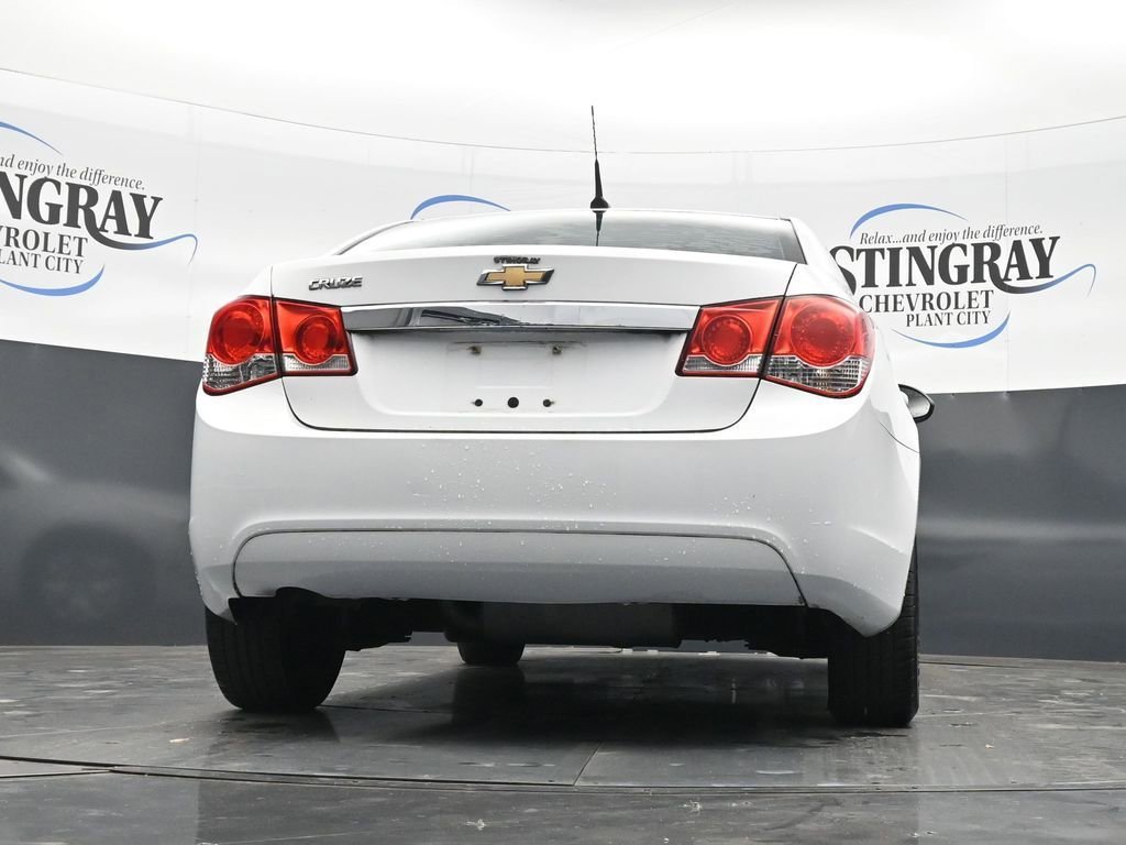 Used 2014 SUMMIT WHITE Chevrolet LS image 31