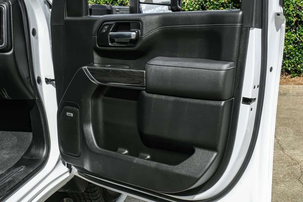 Used 2020 White Chevrolet LTZ image 50