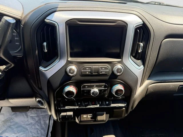Used 2020 Gray GMC Elevation image 12