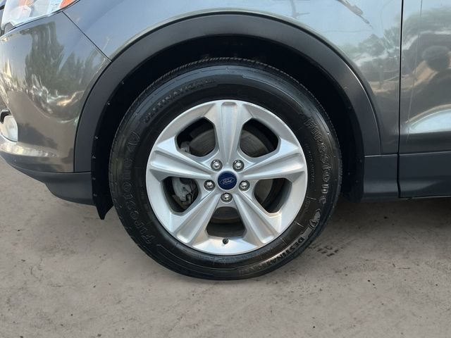 Used 2015  Ford SE image 9