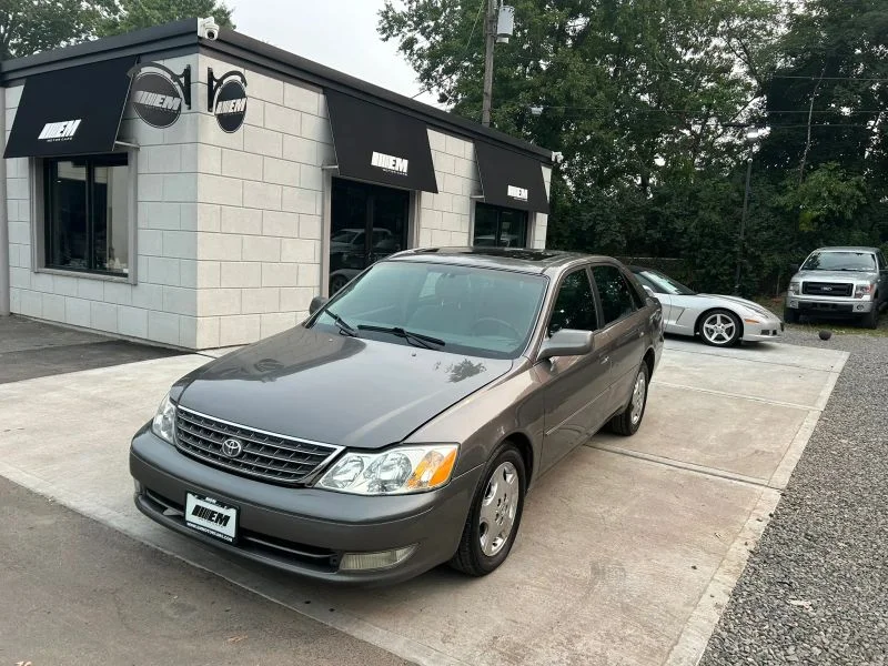 Used 2004 Gray Toyota XLS Sedan 4D image 51